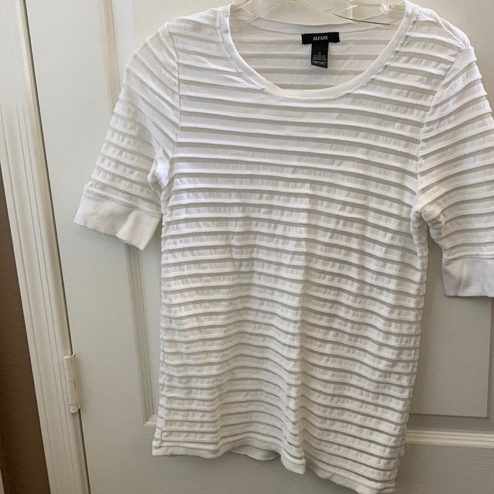 FINAL MARKDOWN Ladies alfani top small